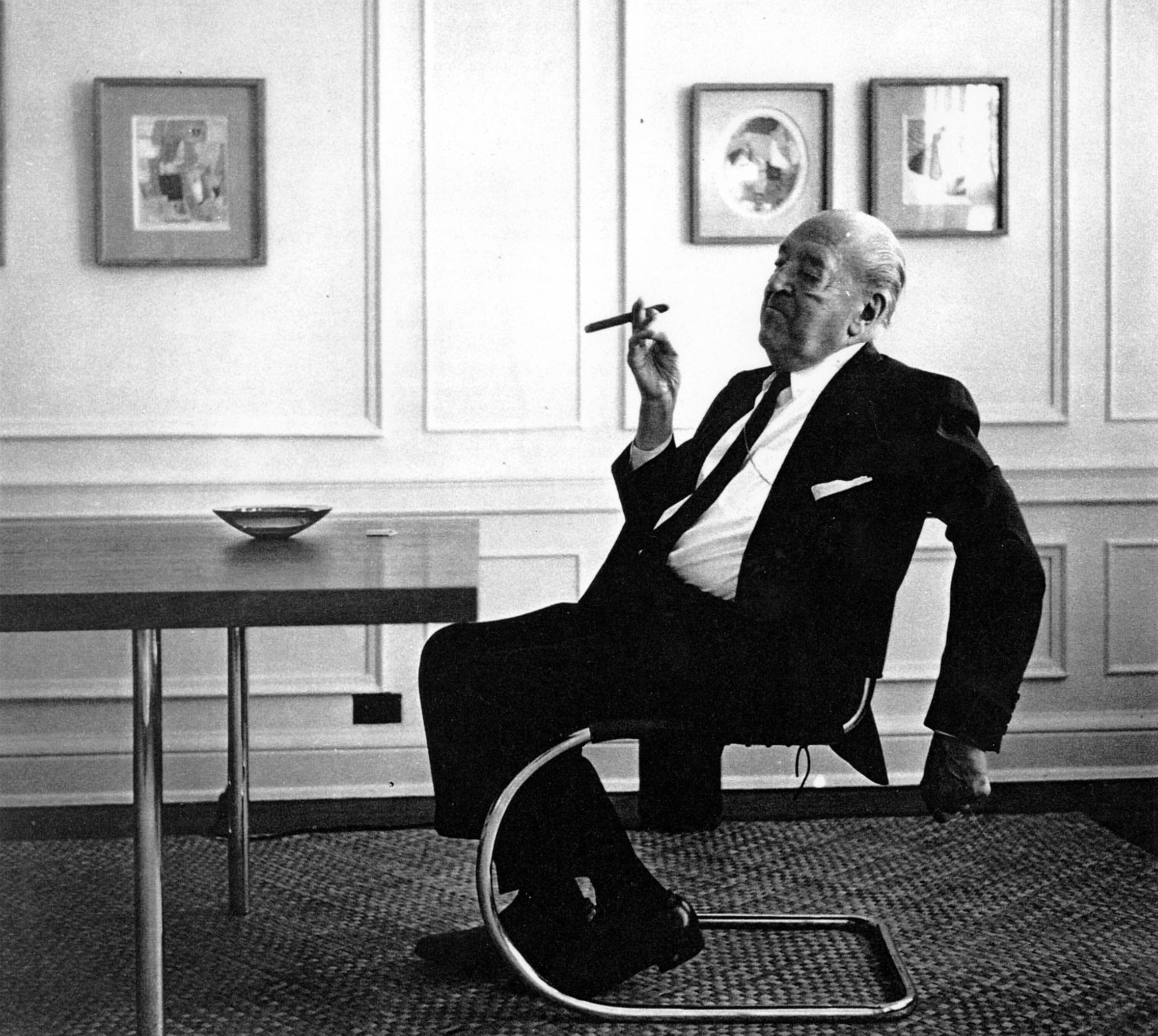 Retrato de Mies Van Der Rohe